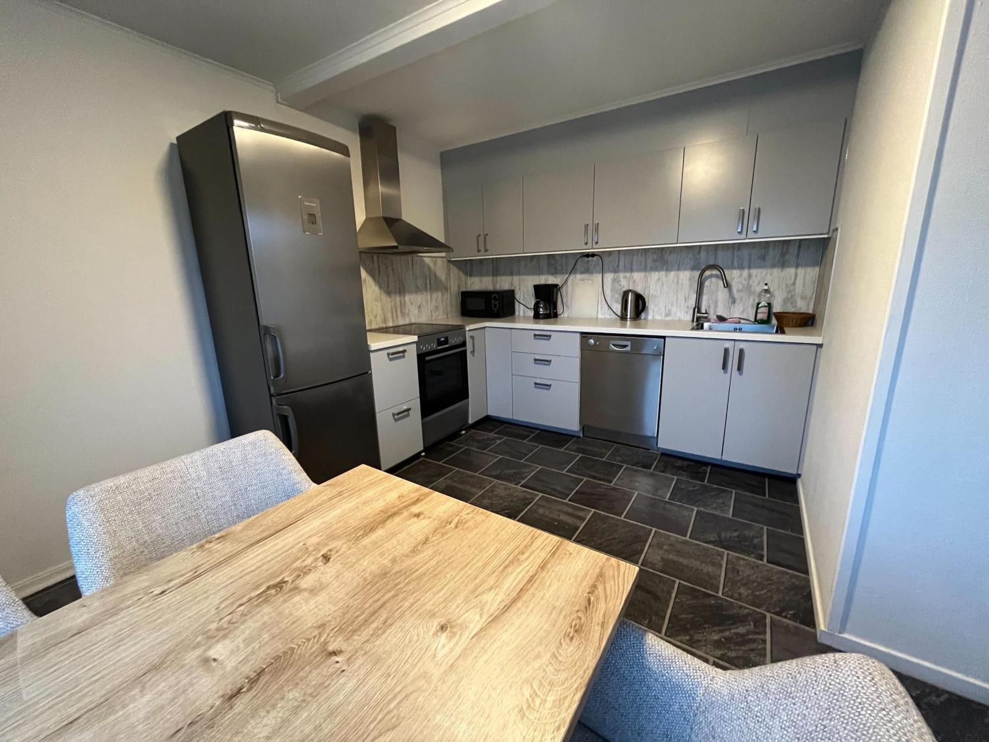Enter Backpack Apartments Tromso Bagian luar foto