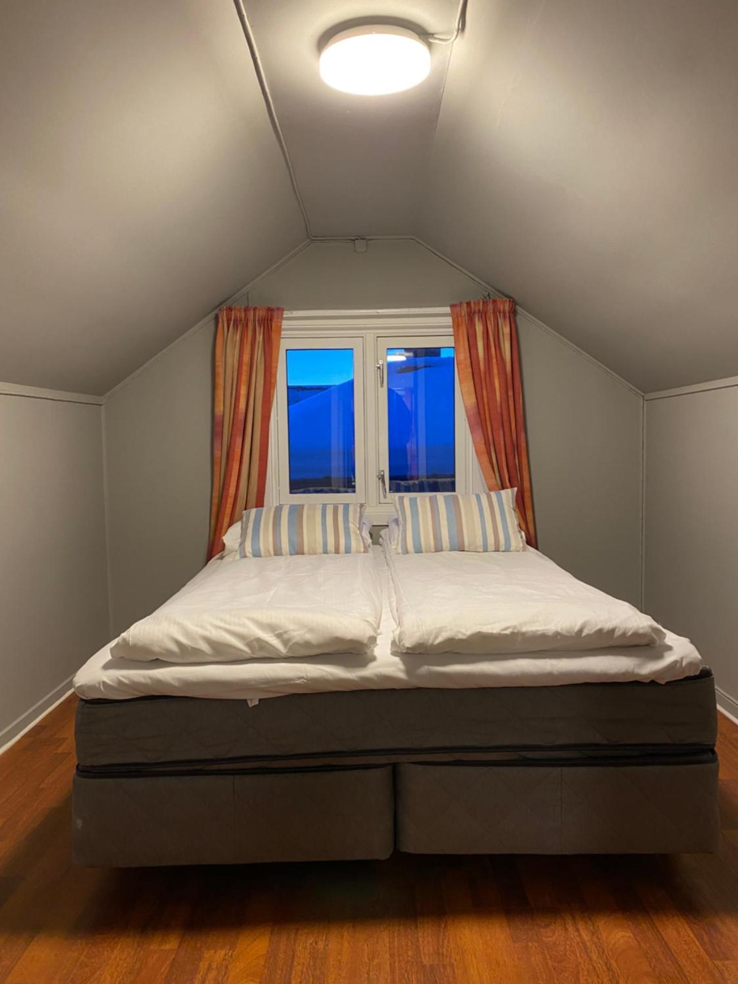 Enter Backpack Apartments Tromso Bagian luar foto