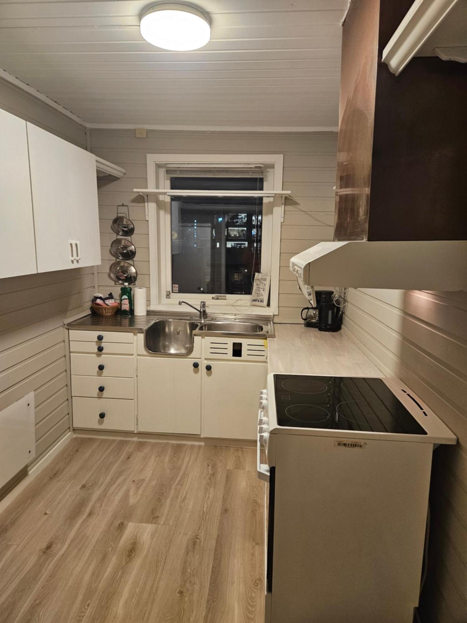 Enter Backpack Apartments Tromso Bagian luar foto